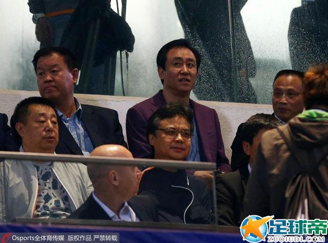 找了几个麻将馆，都没发现马岚的影子，萧常坤倒是也不着急，反正他主要的想法也就是出来做做样子，顺便也能让自己心安理得一些，至于马岚的具体安慰和下落，他并不算太在意。